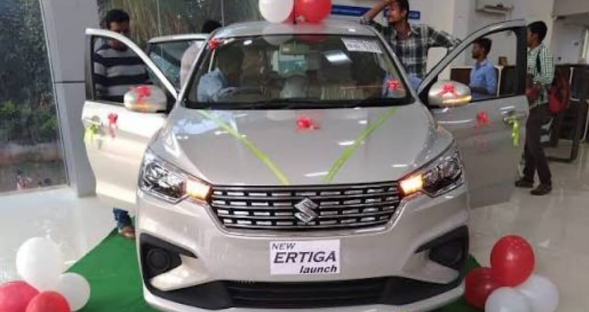 Maruti Ertiga 2025 Launched – Spacious 7-Seater with ₹1.35 Lakh Down & 40 KM/L at ₹13,500 EMI!