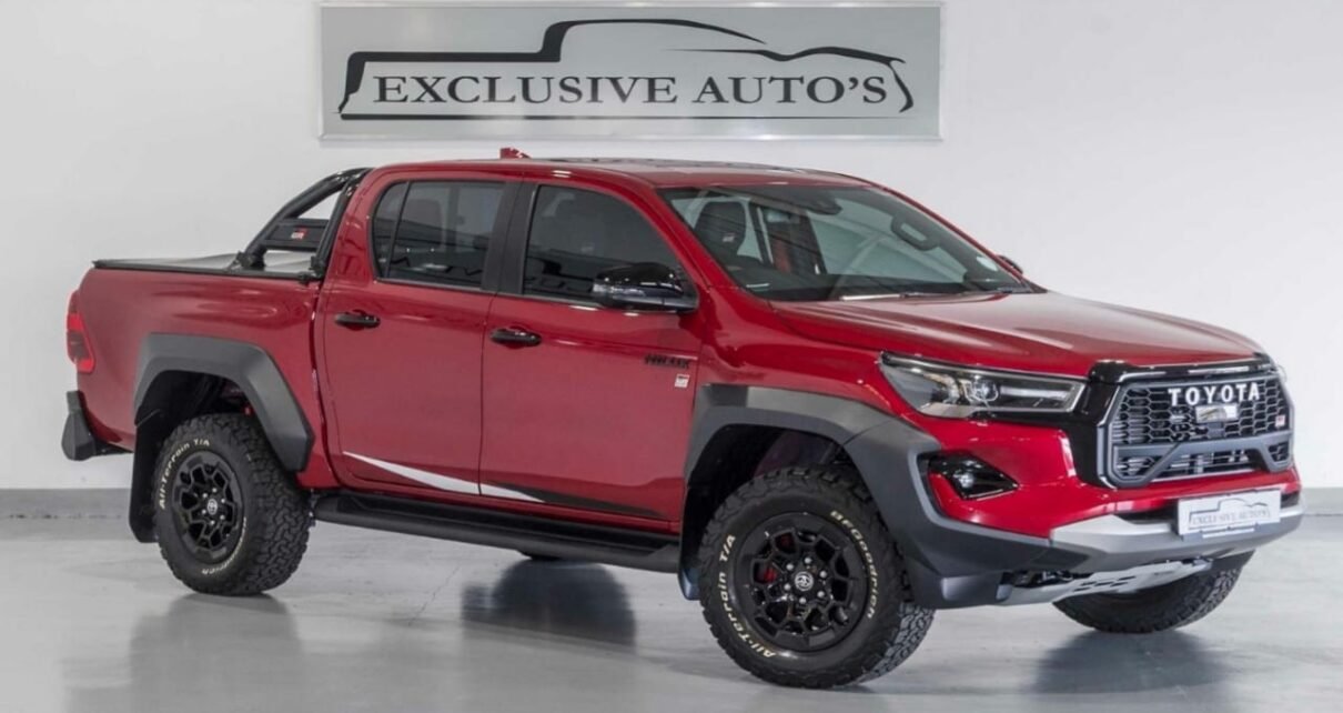 Toyota Hilux 2025 Launched – The Ultimate Adventure-Ready Pickup With Power, Style & Smooth Ride!